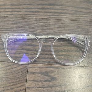 Clear framed glasses